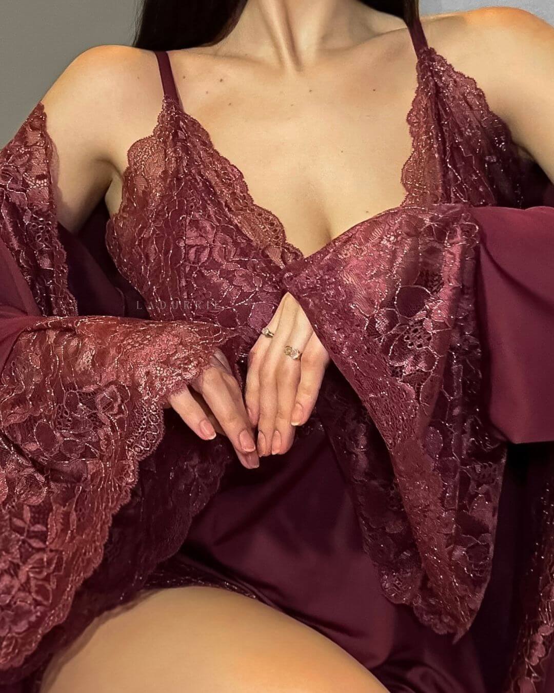 pijama
lingerie de luxo
LINGERIE
LADURRIE
CONJUNTOS
Conjunto Baby-Doll Château Margaux
Conjunto Baby-Doll
Baby-Doll
