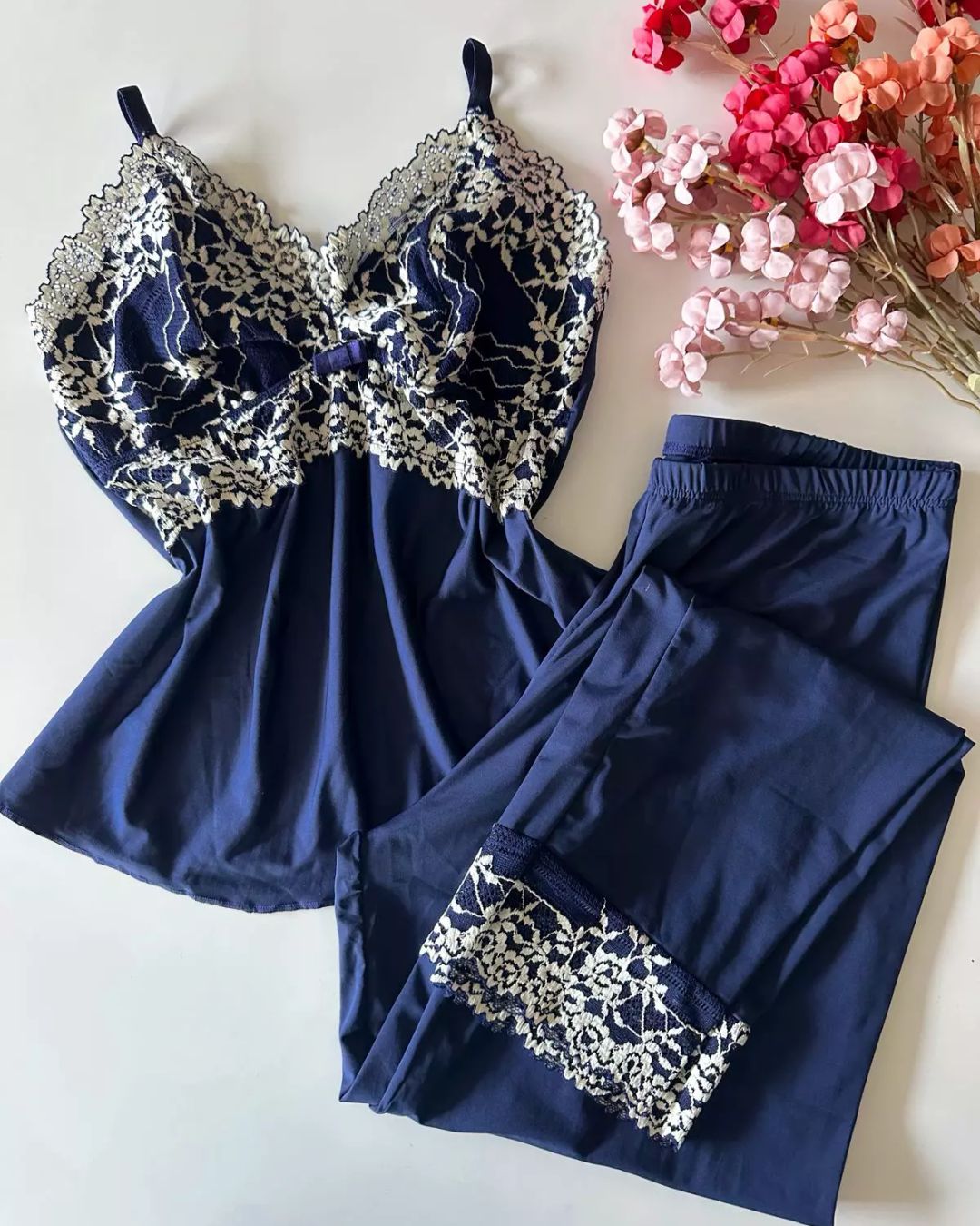 Conjunto Pijama Armani - Slip Dress em Renda & Calça Longa