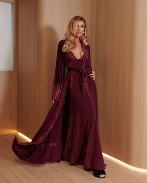 linha noite de luxo
linha noite
lingerie de luxo
LADURRIE
CONJUNTOS
Conjunto Château Margaux Camisola Longa + Robe + Calcinha
camisolas noturna
camisolas
HAUTE SLEEPWEAR
sleepwear
CAMISOLA LONGA E ROBE LONGO
robe longo