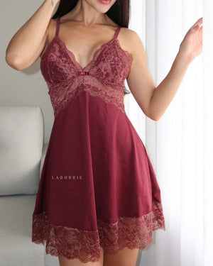 LINGERIE

LADURRIE

CONJUNTOS

Conjunto Château Margaux Camisola + Calcinha

camisolas noturna

CAMISOLA DE LUXO

