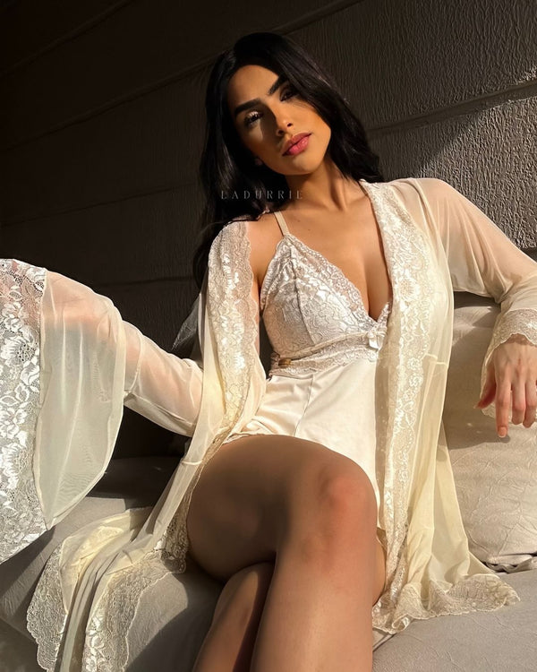 robes

Robe J’adore em Tule e Renda

LINGERIE

LADURRIE

camisolas

