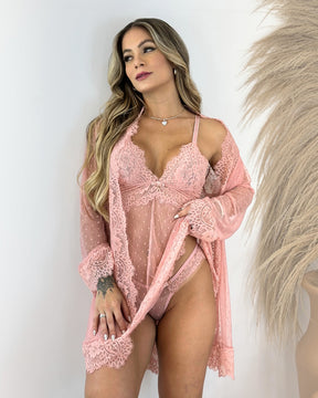 LINGERIE

LADURRIE

CONJUNTOS

camisolas noturna

Conjunto Voile de Paris - Camisola + Robe e Calcinha
