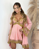 LINGERIE

LADURRIE

CONJUNTOS

Conjunto Lady Primrose - Camisola + Robe e Calcinha

camisolas noturna

CAMISOLA DE LUXO

