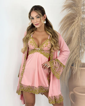LINGERIE

LADURRIE

CONJUNTOS

Conjunto Lady Primrose - Camisola + Robe e Calcinha

camisolas noturna

CAMISOLA DE LUXO

