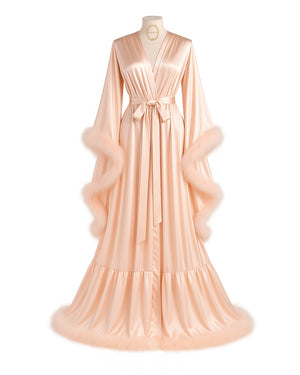 Robe La Duchesse Or em Cetim & Plumas