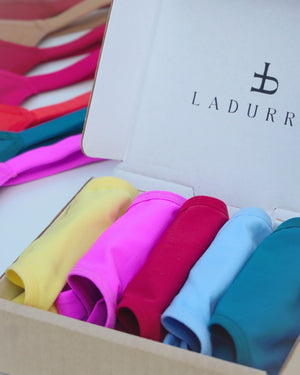 LEVE 5 PAGUE 4 CALCINHAS EM MICROFIBRA - SORTIDAS

LADURRIE

Combo Leve 5 e Pague 4 - Calcinhas Em Microfibra Sortidas

CALCINHA POLIAMIDA

CALCINHA MICROFIBRA

CALCINHA FIO DENTAL

CALCINHA FIO

CALCINHA EM PROMOCAO

CALCINHA EM OFERTA

CALCINHA COMBO

CALCINHA BARATA E BOA