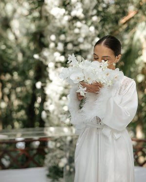Robe Midi Cetim Lune Blanche em Plumas e Pérola | Últimas unidades