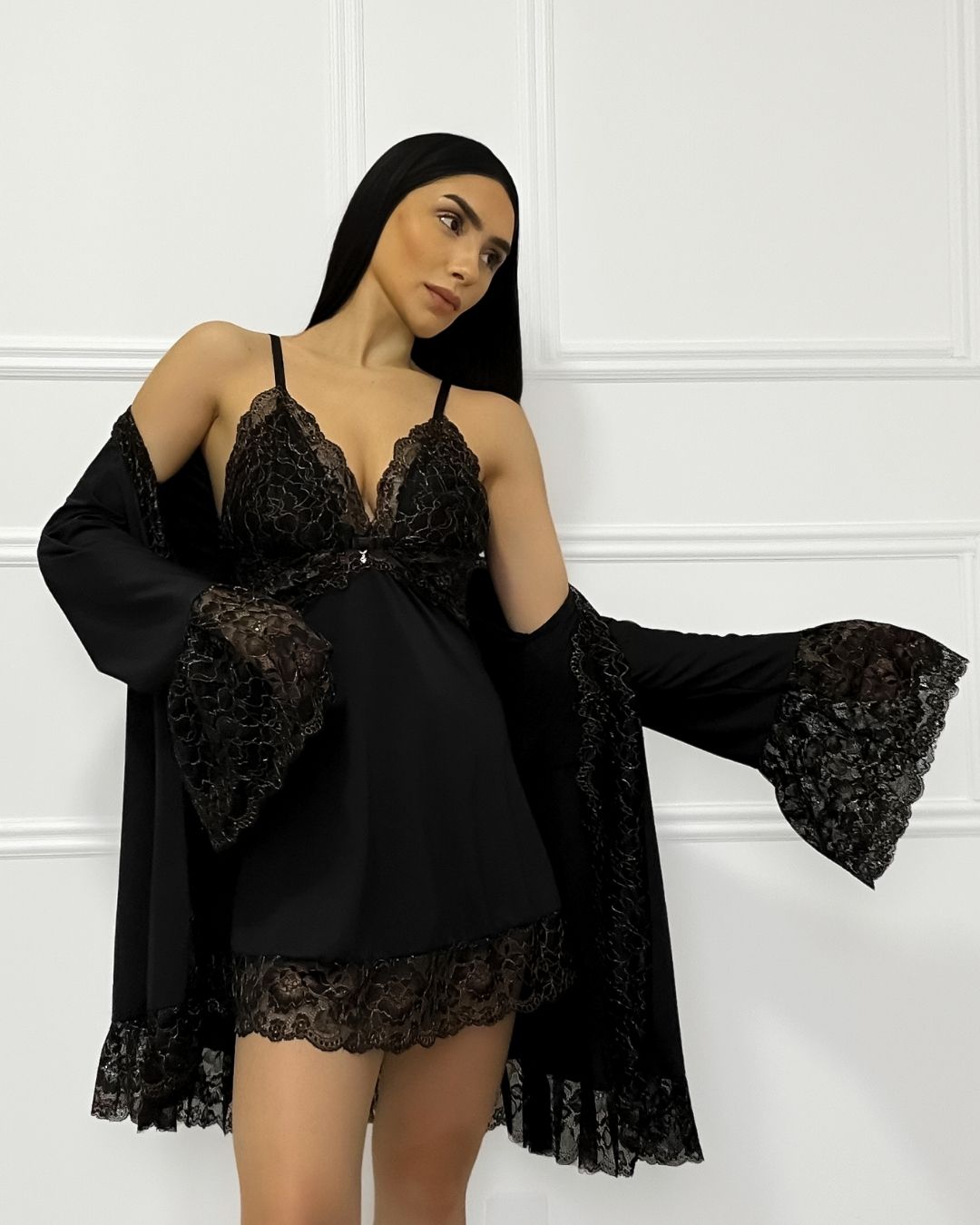 LINGERIE

LADURRIE

CONJUNTOS

Conjunto Paco Rabanne - Camisola + Robe e Calcinha

camisolas noturna

camisolas

camisola