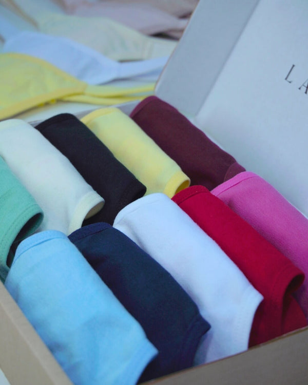 LEVE 5 PAGUE 4 CALCINHAS EM ALGODÃO - SORTIDAS

LADURRIE

Combo Leve 5 e Pague 4 - Calcinhas Em Algodão Sortidas

CALCINHA FIO DENTAL

CALCINHA FIO

CALCINHA BIQUINI

CALCINHA ALGODAO