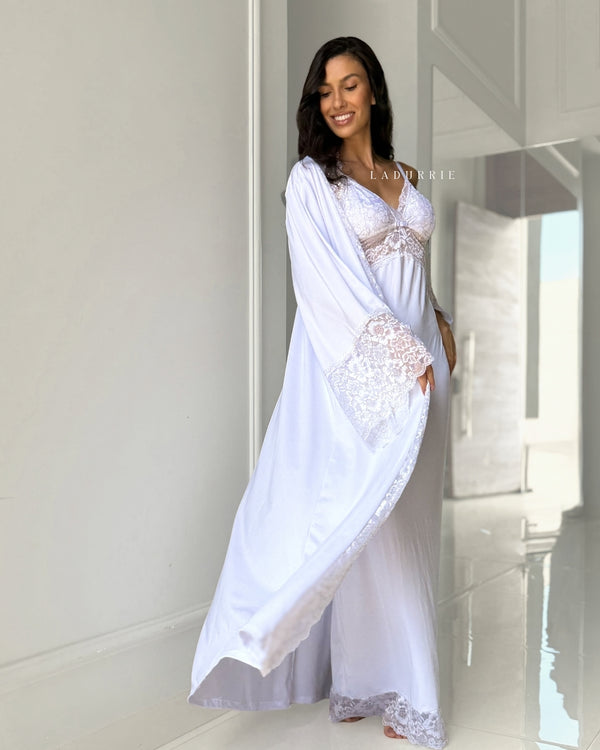 linha noite de luxo

linha noite

lingerie de luxo

LADURRIE

CONJUNTOS

Conjunto La.Marquise D’Or Camisola Longa + Robe + Calcinha

camisolas noturna

camisolas

camisola