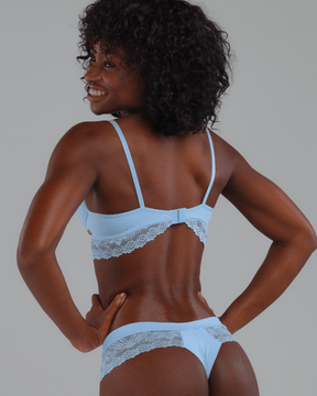 Sutiã + Calcinha  NOIVA  LUA DE MEL  LINGERIE NUPCIAS  LINGERIE  LADURRIE  CONJUNTOS SEXY  CONJUNTO LINGERIE  Conjunto Florença - Branco  CONJUNTO DE LINGERIE POLIAMIDA  CONJUNTO DE LINGERIE MICROFIBRA  BRIDAL