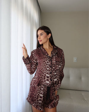 Pijama Onça LADURRIE – Manga Longa com Short em Cetim | Últimas unidades