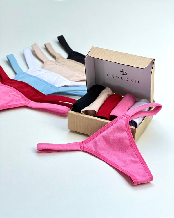 LEVE 5 PAGUE 4 CALCINHAS EM ALGODÃO - SORTIDAS

LADURRIE

Combo Leve 5 e Pague 4 - Calcinhas Em Algodão Sortidas

CALCINHA FIO DENTAL

CALCINHA FIO

CALCINHA BIQUINI

CALCINHA ALGODAO