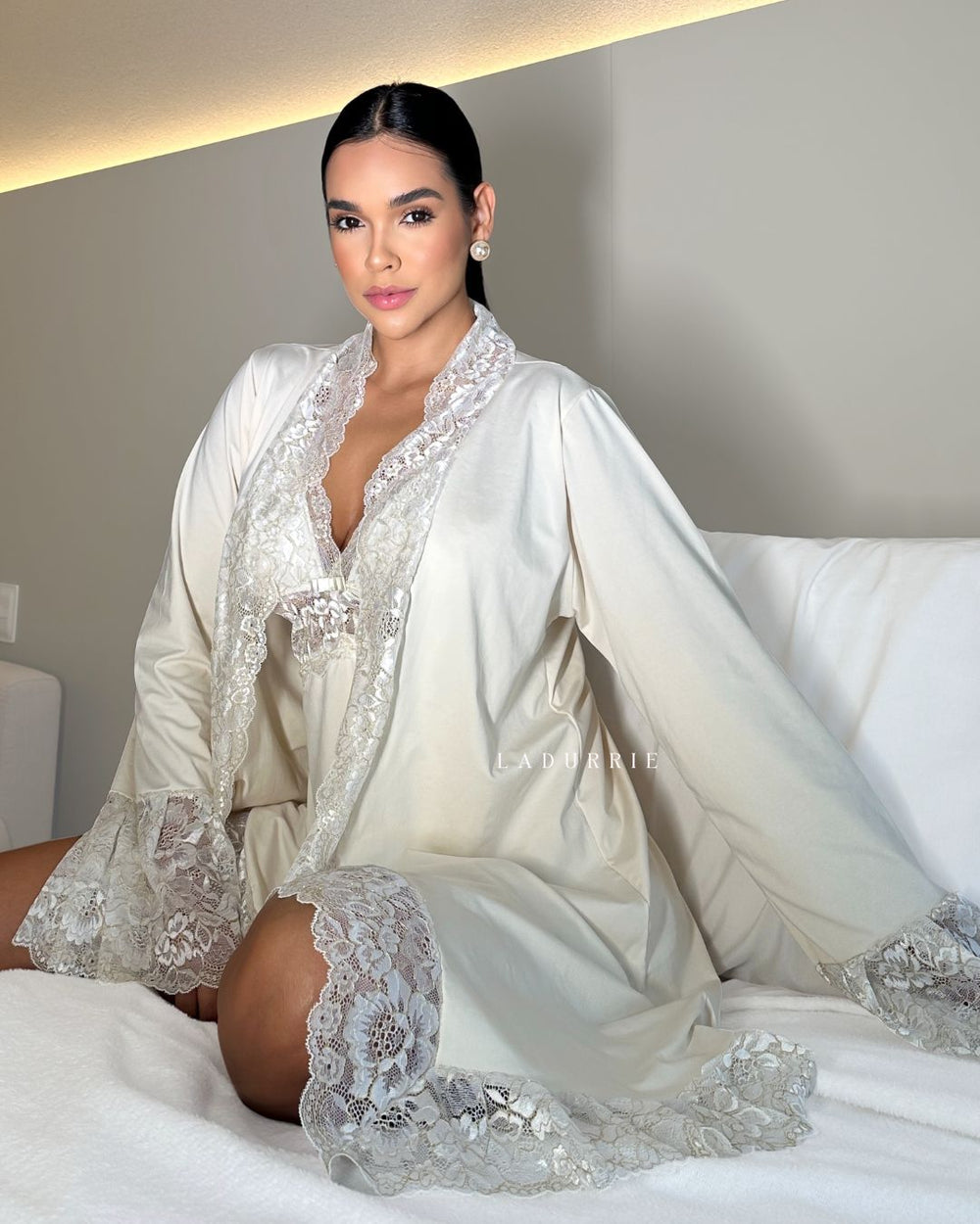 Camisola, Calcinha & Robe Curto