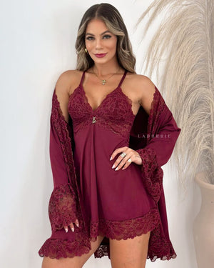 LINGERIE

LADURRIE

CONJUNTOS

camisolas noturna

CAMISOLA DE LUXO

Conjunto Mahogany Royale - Camisola + Robe e Calcinha