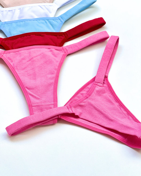 LEVE 10 PAGUE 8 ALGODÃO - SORTIDAS

LADURRIE

Combo Leve 10 e Pague 8 - Calcinhas Em Algodão Sortidas

CALCINHA POLIAMIDA

CALCINHA FIO DENTAL

CALCINHA FIO

CALCINHA BIQUINI

CALCINHA ALGODAO