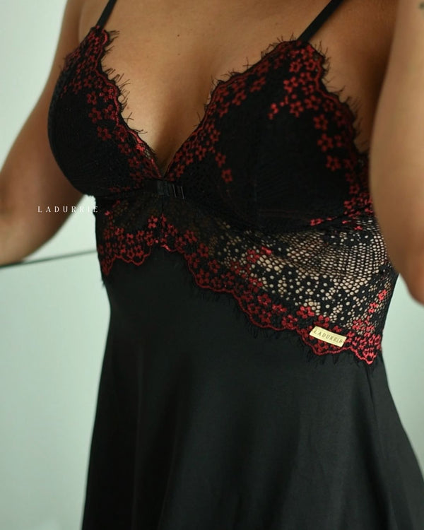 LINGERIE

LADURRIE

CONJUNTOS

Conjunto Bourbon Rouge Camisola + Calcinha

camisolas noturna

CAMISOLA DE LUXO

