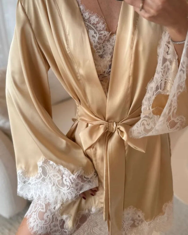 Conjunto Champagne Nuit Baby-Doll e Robe em Cetim e Renda