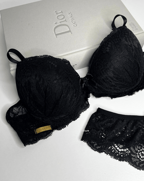 Sutiã + Calcinha  LINGERIE PROMOCAO  LINGERIE  LADURRIE  CONJUNTO LINGERIE  Conjunto Flowers  CONJUNTO DE LINGERIE POLIAMIDA  CONJUNTO DE LINGERIE MICROFIBRA  CALCINHA E SUTIA PROMOCAO