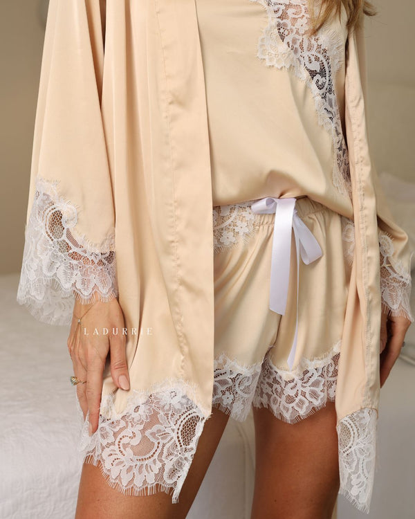 pijama

lingerie de luxo

LINGERIE

LADURRIE

CONJUNTOS

Conjunto Champagne Nuit Baby-Doll e Robe em Cetim e Renda

Conjunto Baby-Doll

Baby-Doll

pijama cetim

baby doll cetim