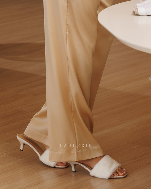Mule Blanche Salto Ladurrie