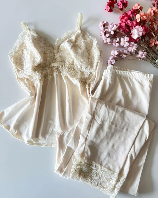 pijama

NOIVA CAMISOLA

linha noite de luxo

linha noite

LINGERIE NOIVA

lingerie de luxo

LINGERIE

LADURRIE

JADORE

CONJUNTOS

Conjunto Pijama J’adore

Conjunto marfim

Conjunto Baby-Doll J’adore

camisolas noturna

camisolas

CAMISOLA NOIVA

baby dool

